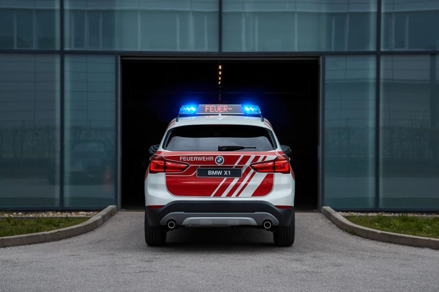  BMW X1 xDrive18d Feuerwehr KdoW (F48) 2019 года  (фото 11 из 14)